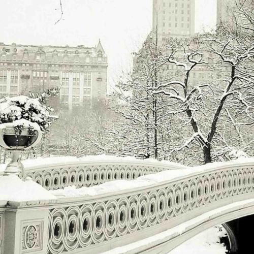 دانلود آهنگ حالا گذشته اون روزا برفی شدن روزای ما