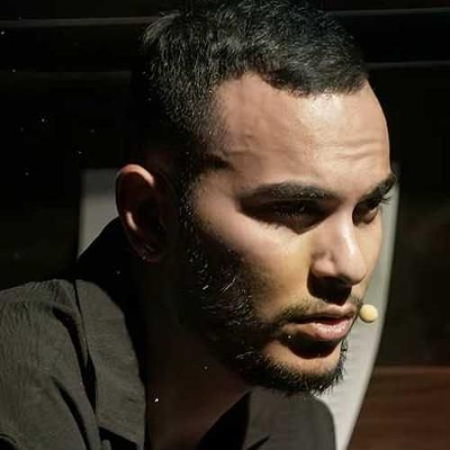 دانلود آهنگ نشسته بود رو درخت قلبم نمیدونم چی شد مهیار