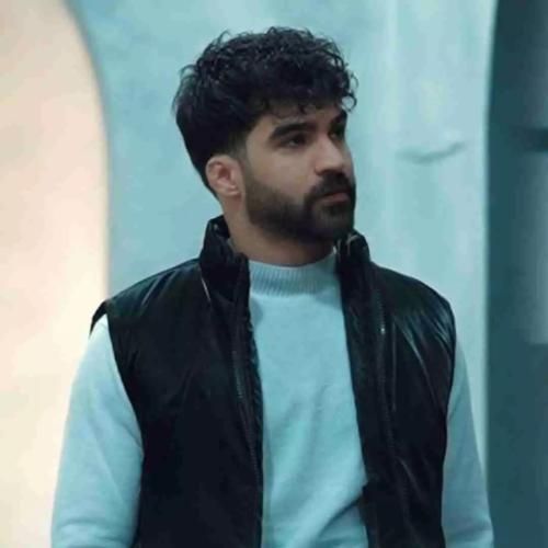 دانلود آهنگ با یه ی شراو چند ساله حالم یکم آرامه حمیدرضا بابایی