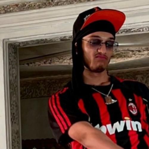 دانلود آهنگ کادو گوچی فلیم
