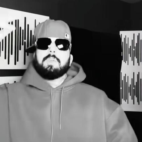 دانلود آهنگ جدید شام آخر از ویناک