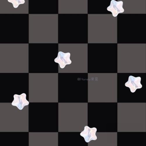 دانلود آهنگ من خندیدم به دنیا مث عکس بچگیام